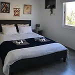 Alex\'S Vacation Suite - 100M From The Beach - 6 Guests