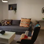 Alex\'S Vacation Suite - 100M From The Beach - 6 Guests