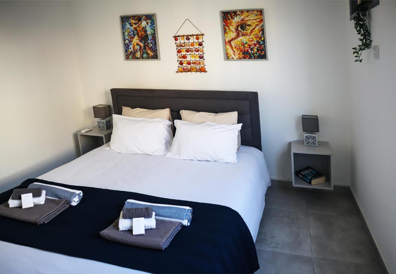 Apartment Alex's Vacation - 100m From The - 6 Guests Paphos